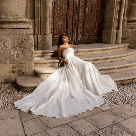 Inspiration For a Mediterranean Wedding