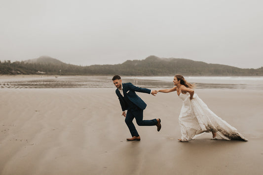 Truvelle the McLachlans Vancouver elopement