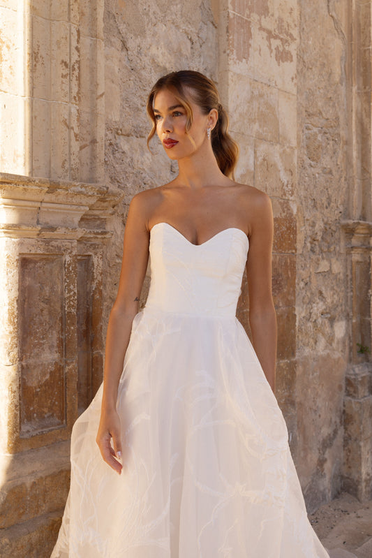 Dress Spotlight: Desiree