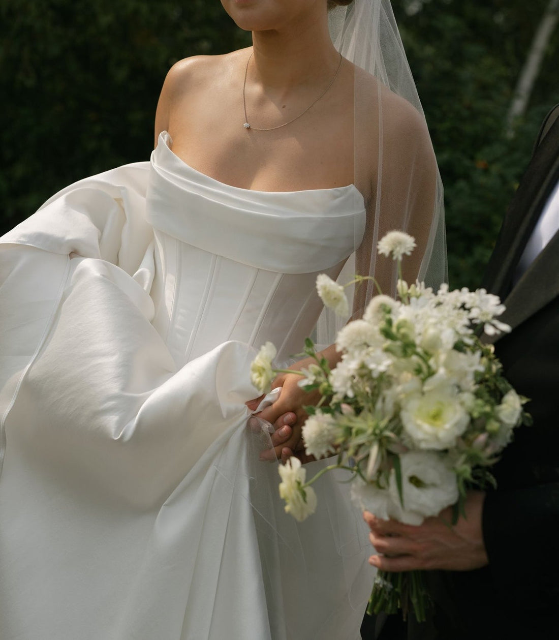Talia & Matt: An Elegant Coastal Wedding in the Truvelle Dahlia gown