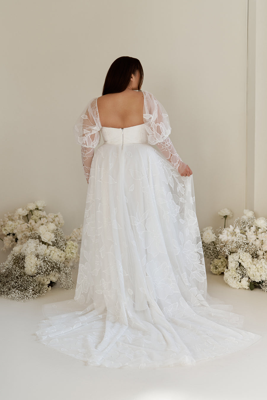 Simone (Sleeve)